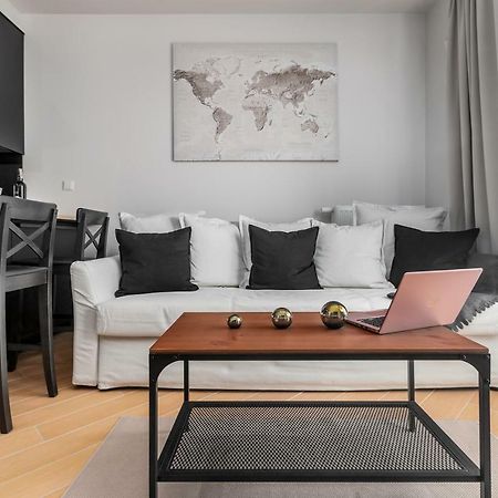 Apartments Jana Kazimierza 50 By Renters Varşova Dış mekan fotoğraf